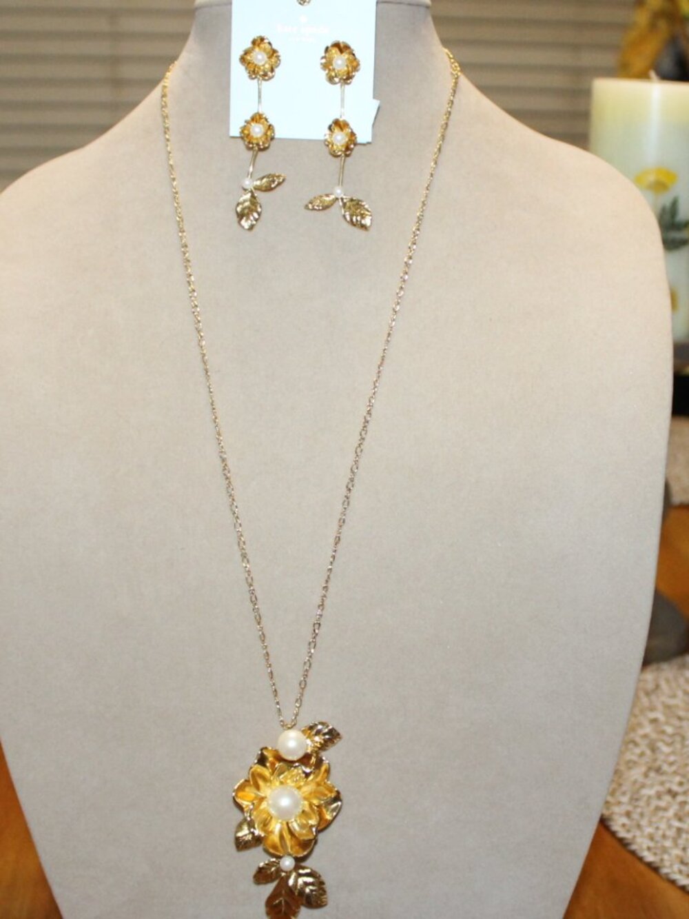 NWT Kate Spade, "Lavish Blooms," Necklace and matching earrings. STUNNING SET!!